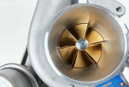 K04-0015XL  upgrade turbo met wastegate, billet compressor wiel