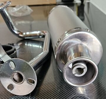 Sportuitlaatset 50 cc scooter zilver
