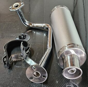 Sportuitlaatset 50 cc scooter zilver