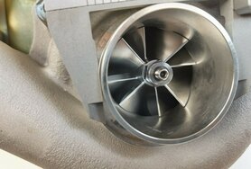 K04 001 Turbo met wastegate  Billet compressor wiel K04 001 Turbo met wastegate  Billet compressor wiel