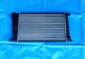 Radiator-intern-expansievaatje-480x320-mm-aansluitingen-passagierszijde
